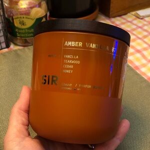 Amber Vanilla SIR Enchante’ Candle